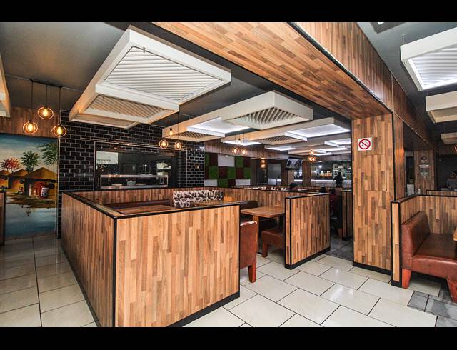391M² BUSINESS FOR SALE IN UITENHAGE CENTRAL